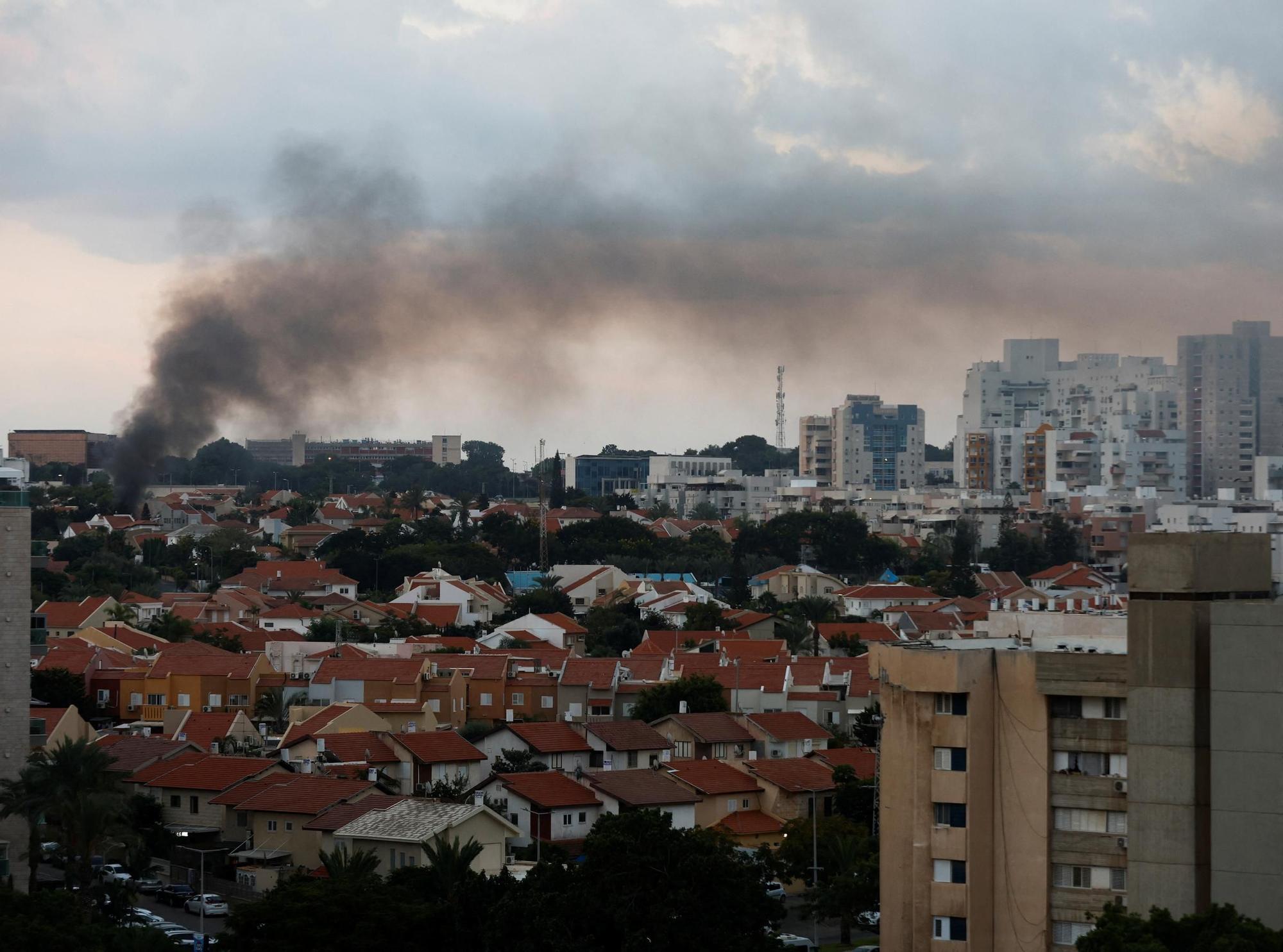 Ataque procedente de la Franja de Gaza en Ashkelon, Israel.