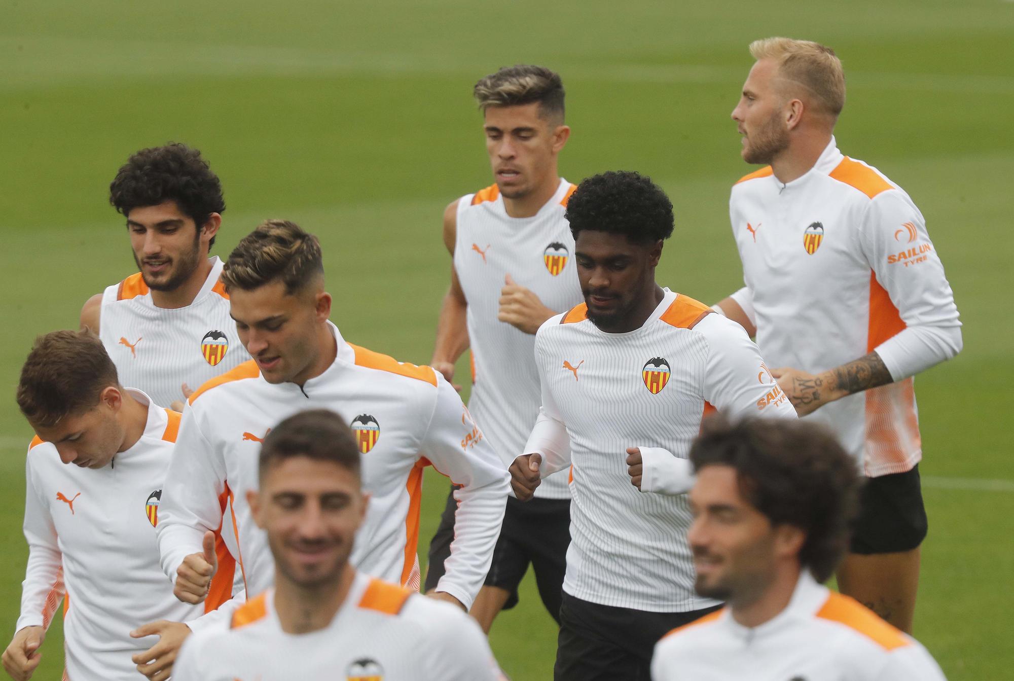 Entrenamiento del Valencia antes del encuentro frente al Mallorca