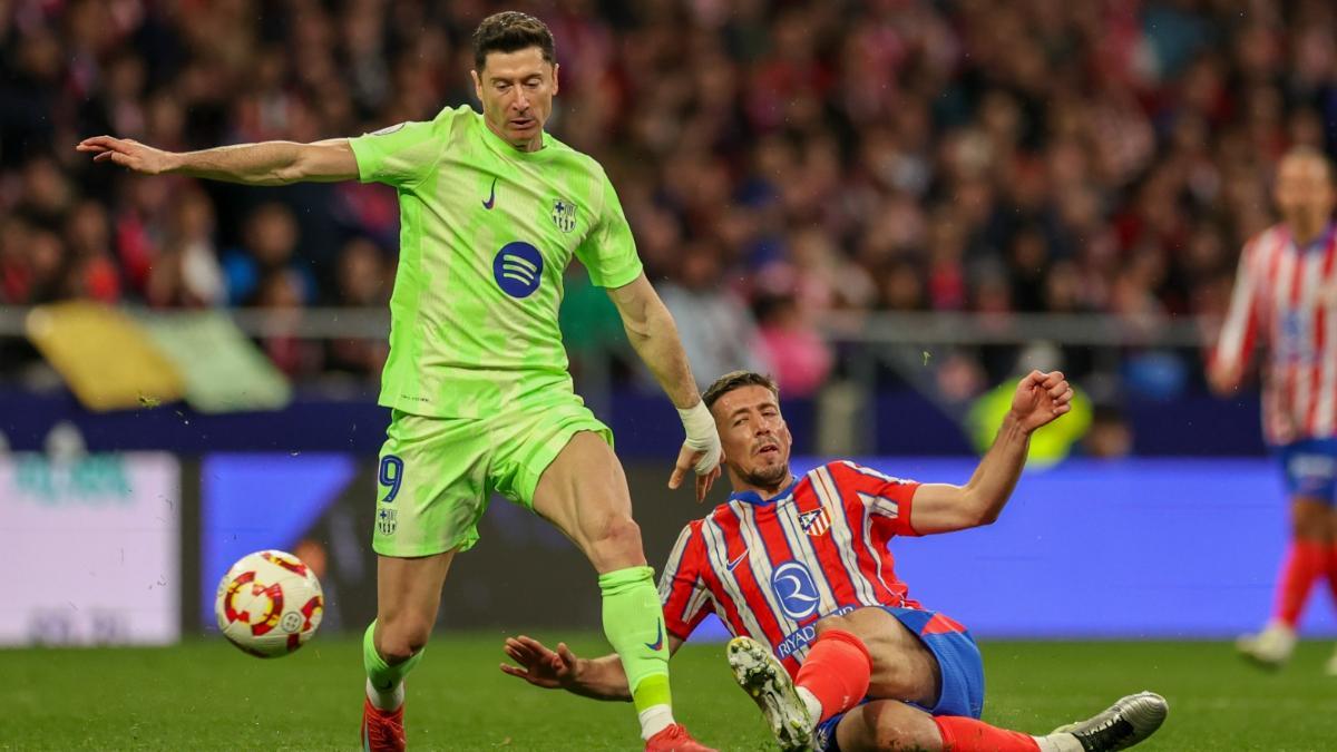 Lenglet, ante Lewandowski