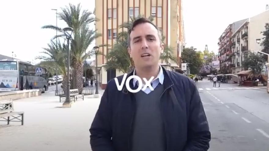 El diputado de Vox por Alicante en Las Cortes insta a echar a los okupas &quot;con una patada en el culo si hace falta&quot;