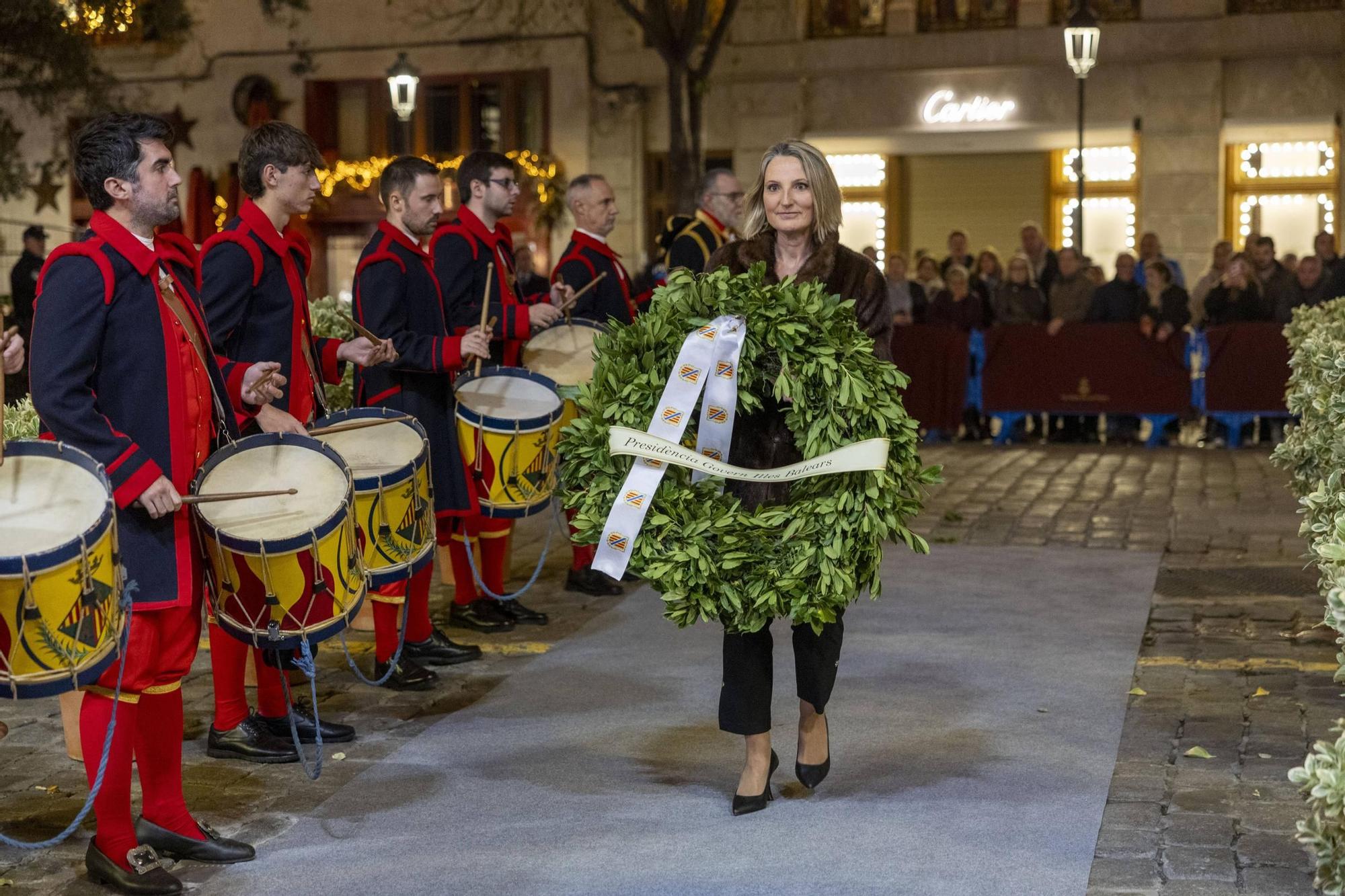 FOTOS | La ofrenda floral en imágenes