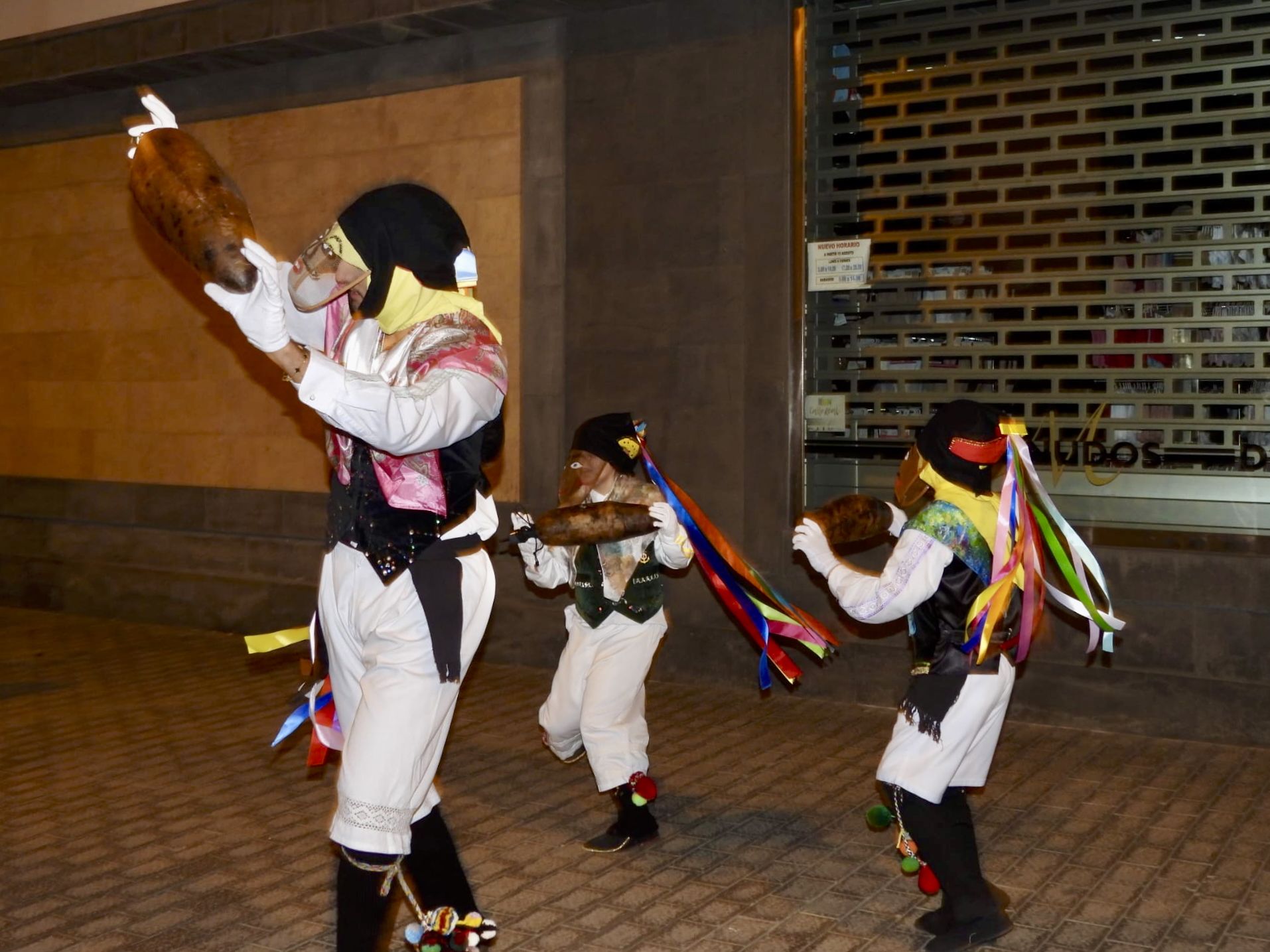 Los Buches de Arrecife inician el Carnaval de Arrecife 2025