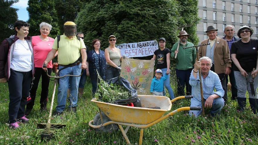 SOS Viejo Hospital convoca una segunda sextaferia para limpiar el parque Truébano