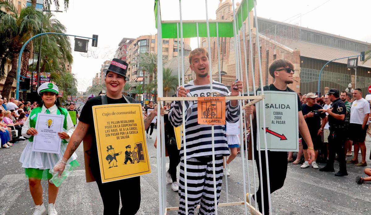 Alacant Golf y su monopoly alicantino con críticas al escándalo de Les Naus.
