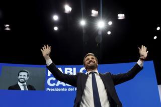 Casado deja el escaño y cede el testigo a Feijóo: "Todo ha merecido la pena"