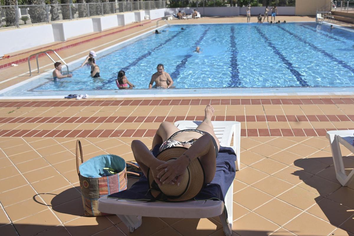 Así ha sido el día 1 de piscinas en Elche