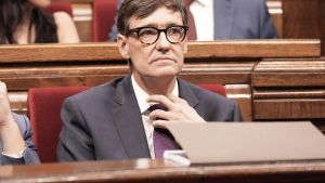 El president de la Generalitat, Salvador Illa, en la comparecencia de este martes en el Parlament