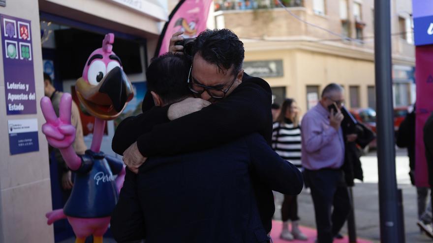 El Perolo toma la calle para celebrar el Sorteo de Navidad