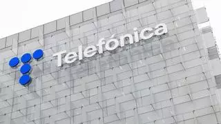Telefónica investiga un presunto robo de datos que afectaría a 120.000 clientes y empleados
