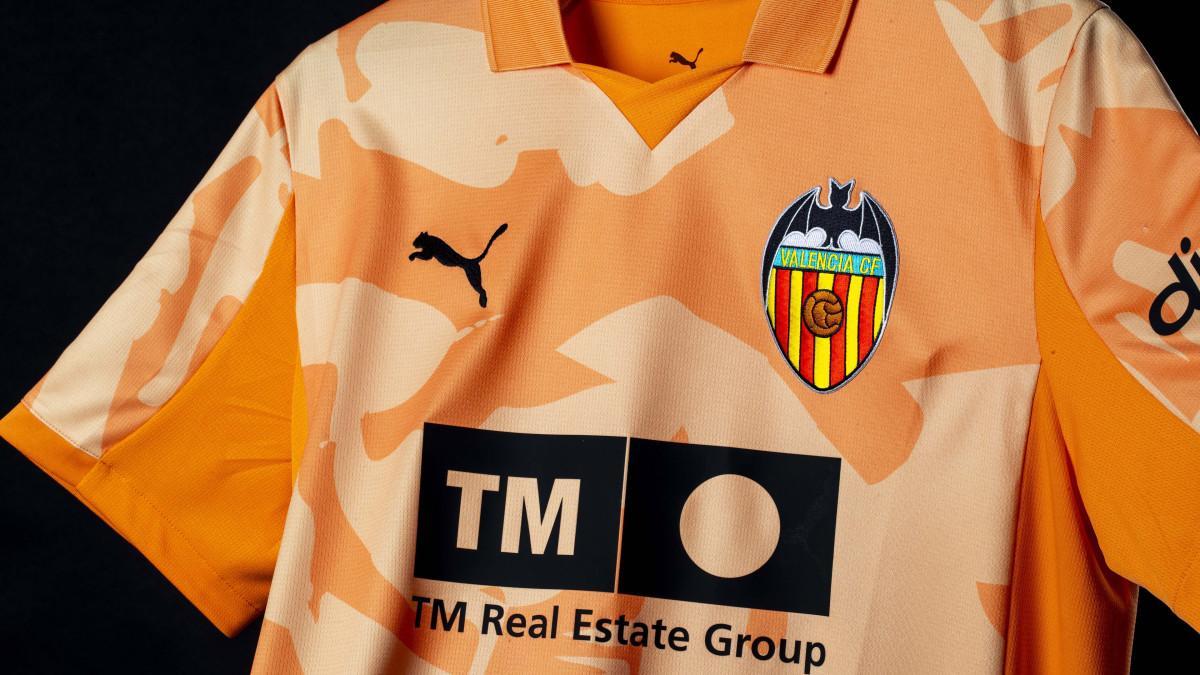 La camiseta retro del Valencia CF