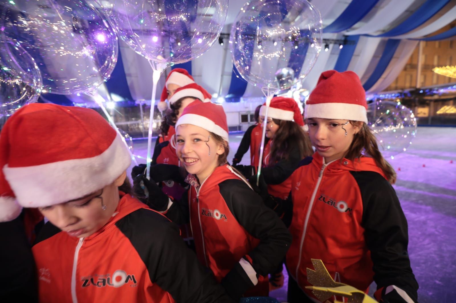 En imágenes | Zaragoza ya brilla por Navidad