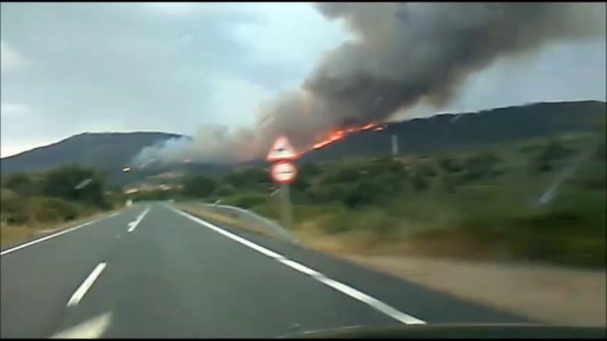 Incendio en Villanueva de la Sierra