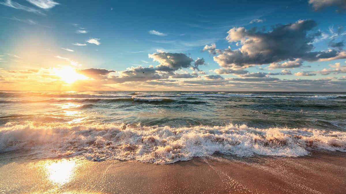 Atardecer en el mar