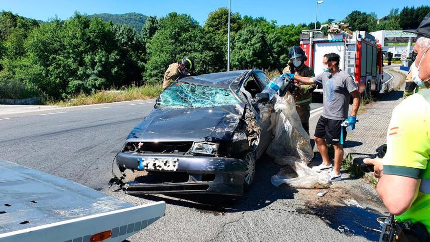 Un vecino de San Cibrao, excarcelado tras volcar su vehículo