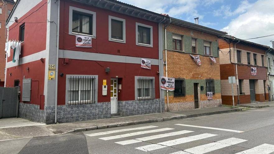 Langreo abre este lunes la negociación por el polémico plan urbanístico del barrio del Puente y ya valora "ajustar" el documento para que tenga menos afectados