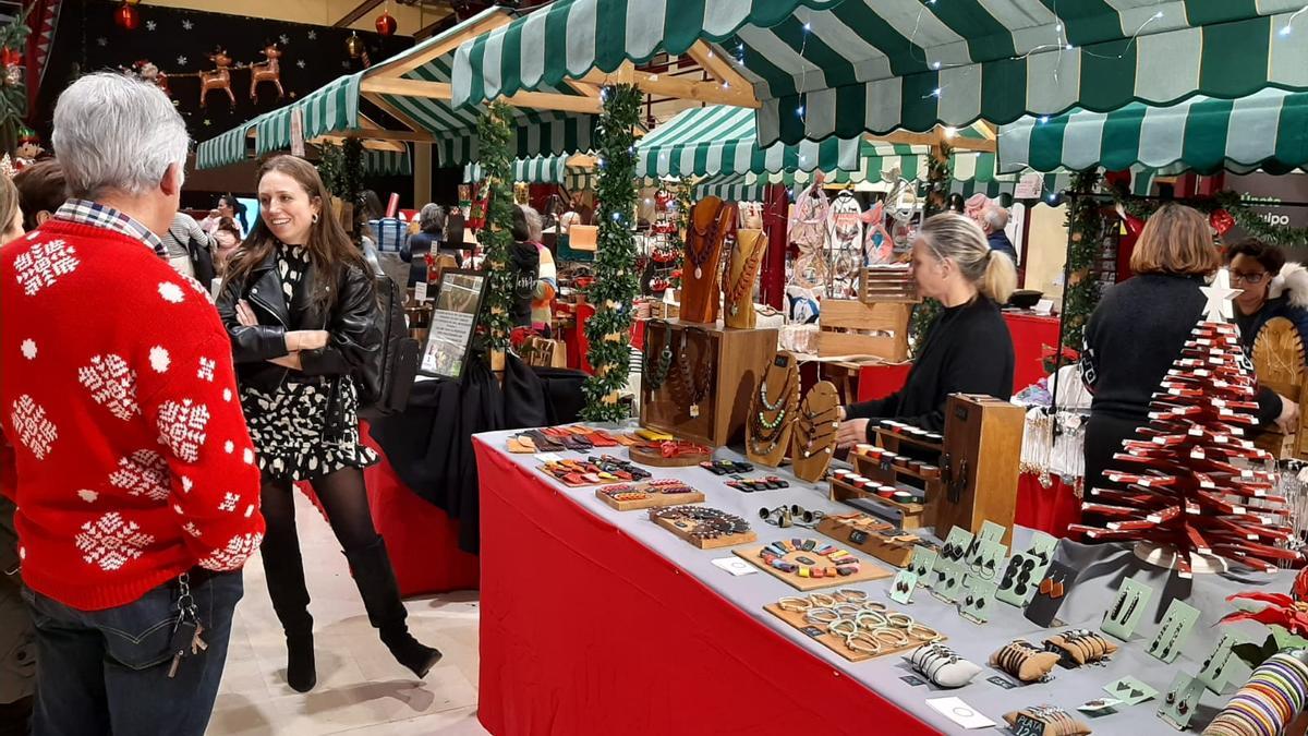 El mercadillo navideño de Llanera, en imágenes
