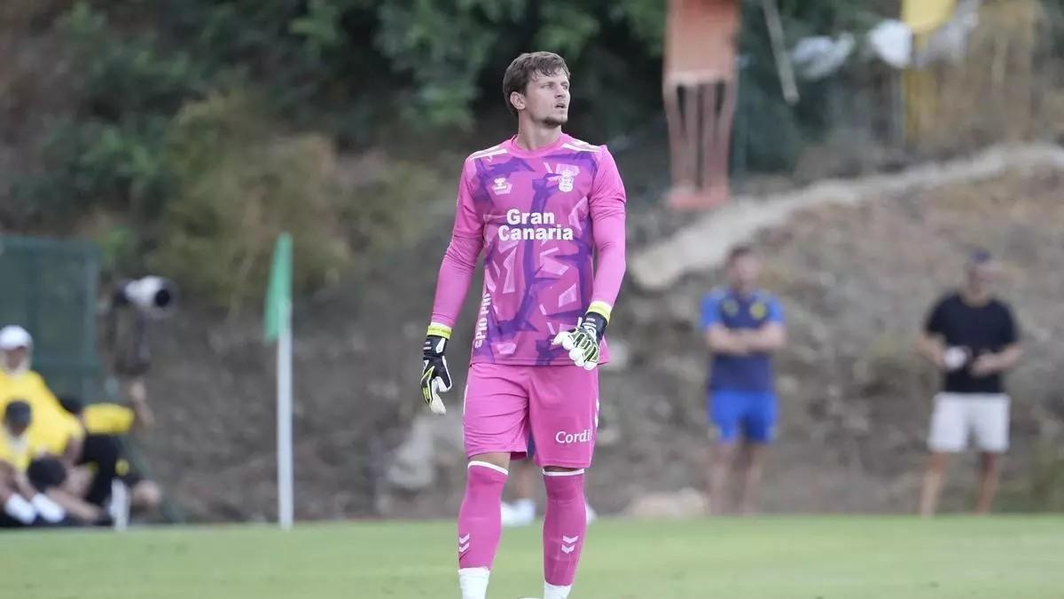 Dinko Horkas durante un lance del encuentro de ayer entre la UD Las Palmas y el Al-Ittihad.
