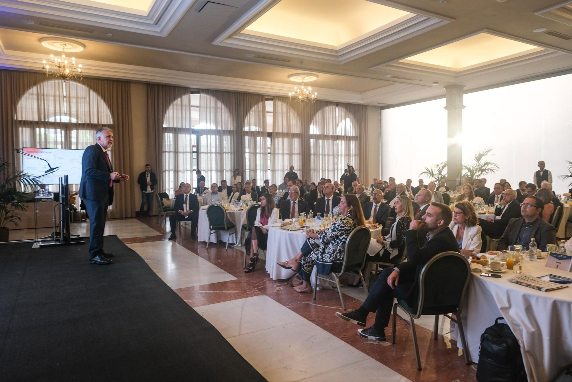 Foro Prensa Ibérica con Ángel Víctor Torres