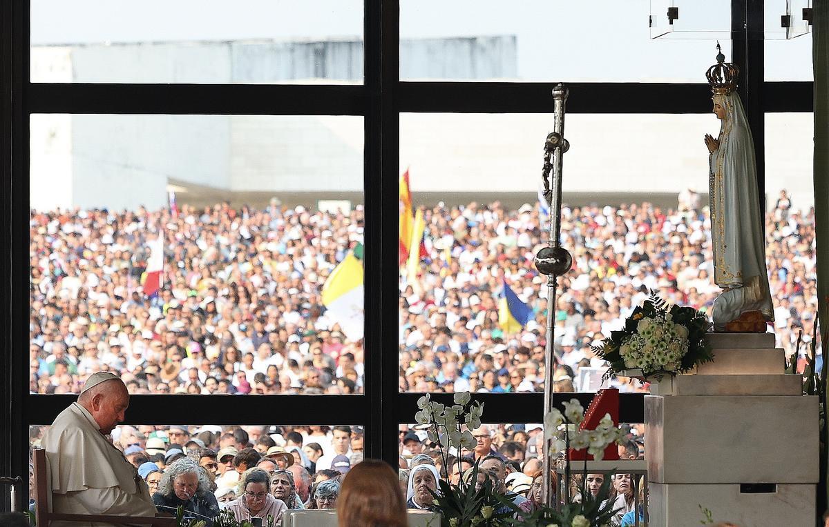 El Papa Francisco visita Fátima durante la Jornada Mundial de la Juventud.