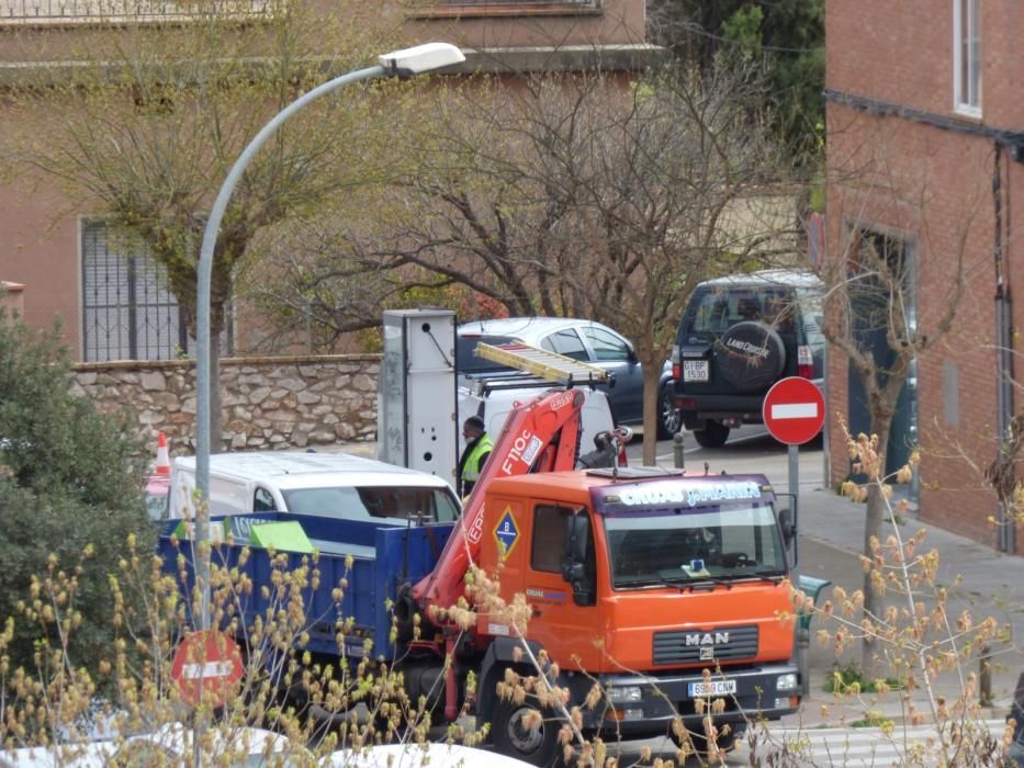 Comença la retirada de cabines telefòniques a Figueres