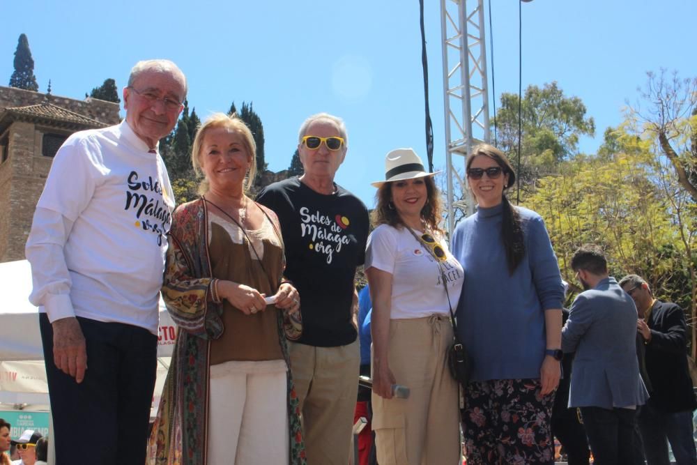 Las imágenes del festival solidario Soles de Málaga en la calle Alcazabilla.