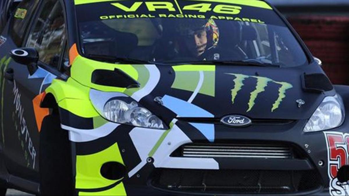 Valentino Rossi, al volante del Ford WRC