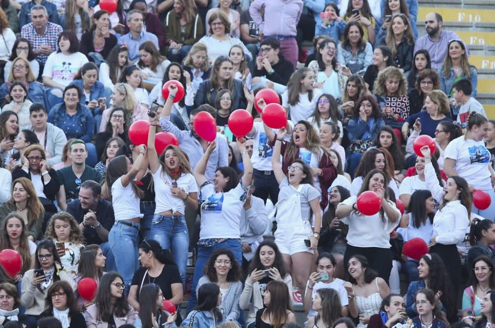 Los 16 concursantes de la última edición de Operación Triunfo llenaron el Auditorio del Cortijo de Torres de emoción y espectáculo en un concierto que sirvió para repasar los temas que han marcado su paso por el programa y que demostró que el fenómeno televisivo ha regresado con más fuerza que nunca