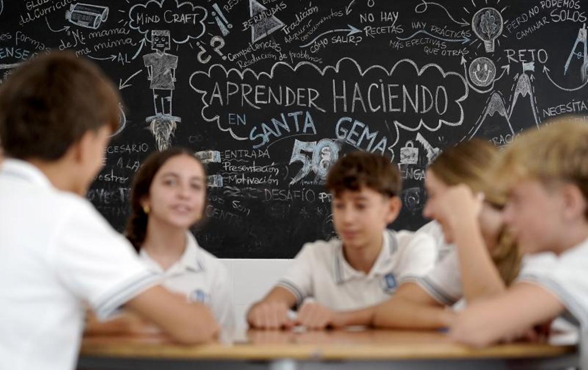 Alumnos del colegio madrileño Santa Gema Galgani, cuyos resultados obtenidos en una evaluación homologada con los criterios de PISA les sitúan a la altura de Japón, Corea del Sur o Estonia.