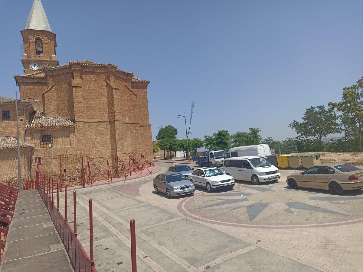 Otra perspectiva de la Plaza de los Fueros de Milagro (Navarra), una demanda de Santos Cerdán a Koldo García.