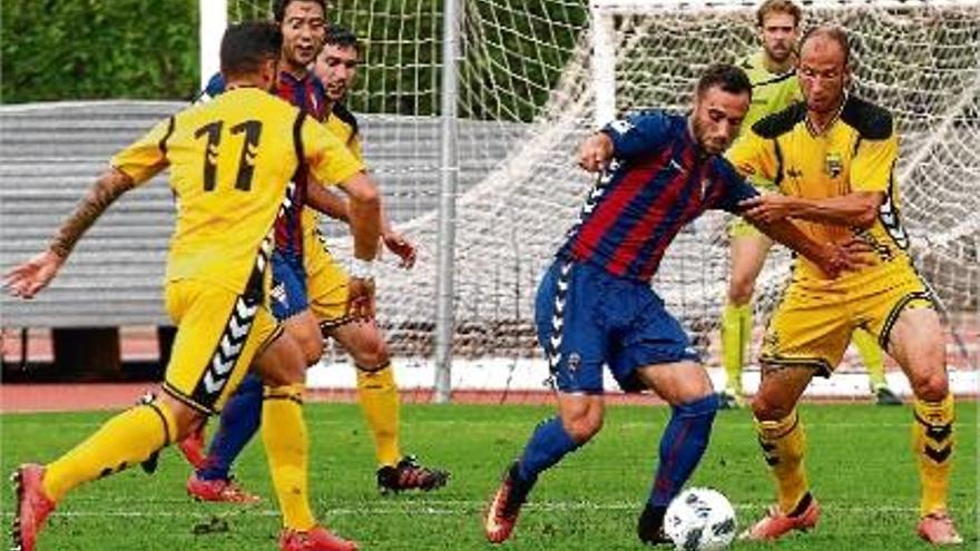 El Llagostera guanya a Gavà després de vint-i-cinc partits