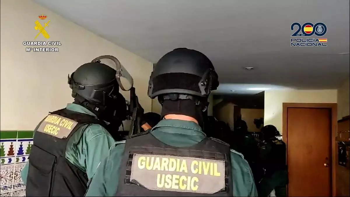 Desarticulada una banda de aluniceros acusados de más de un centenar de robos en Badajoz y Andalucía