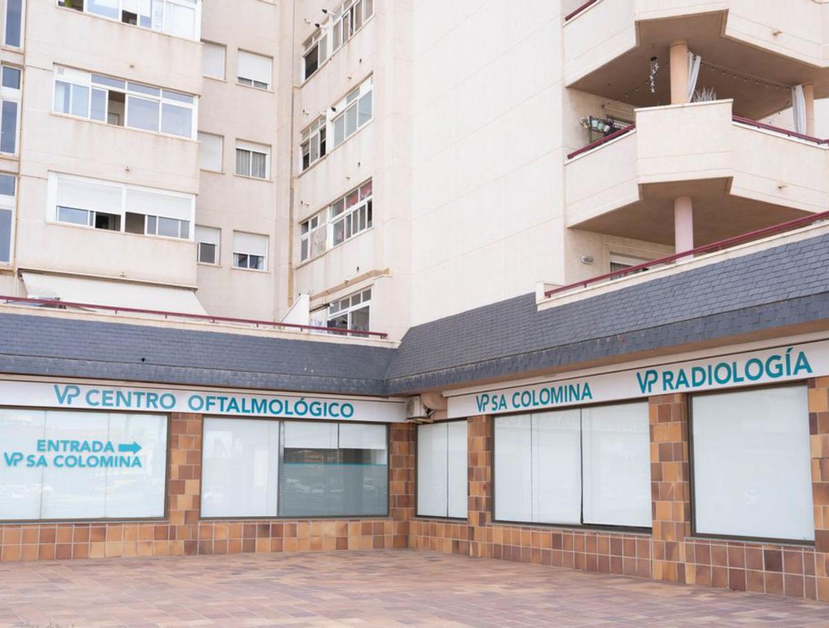 Vila Parc Sa Colomina se encuentra en la calle Murcia, 25, junto al parque
de sa Colomina del centro de Ibiza.