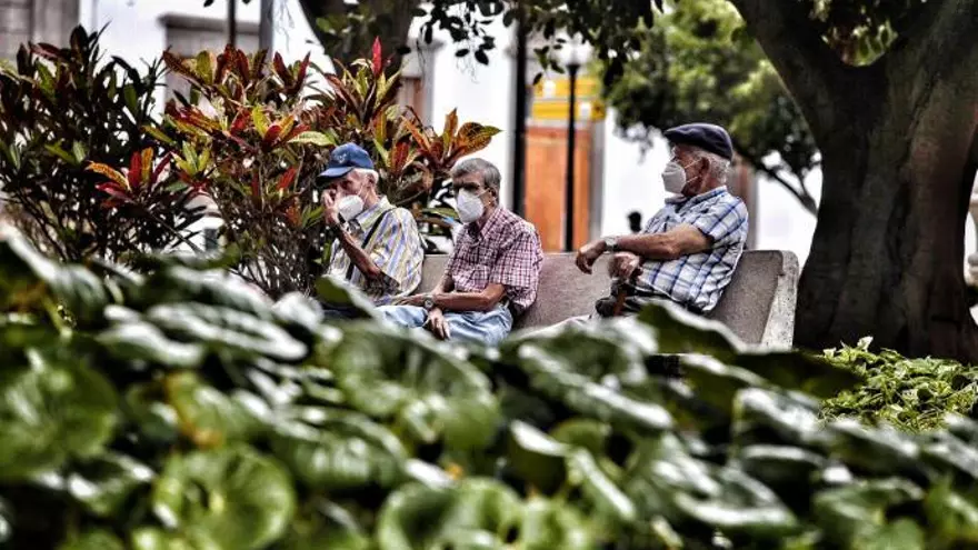 El 59% de contagiados de Covid-19 en el Archipiélago ha recibido el alta