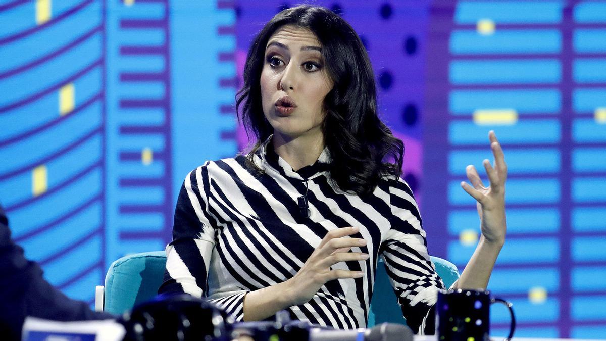Detenida en Irán la periodista italiana Cecilia Sala Milán (Italia), en la foto el 2023 en el programa de televisión "Stasera c'è Cattelan"