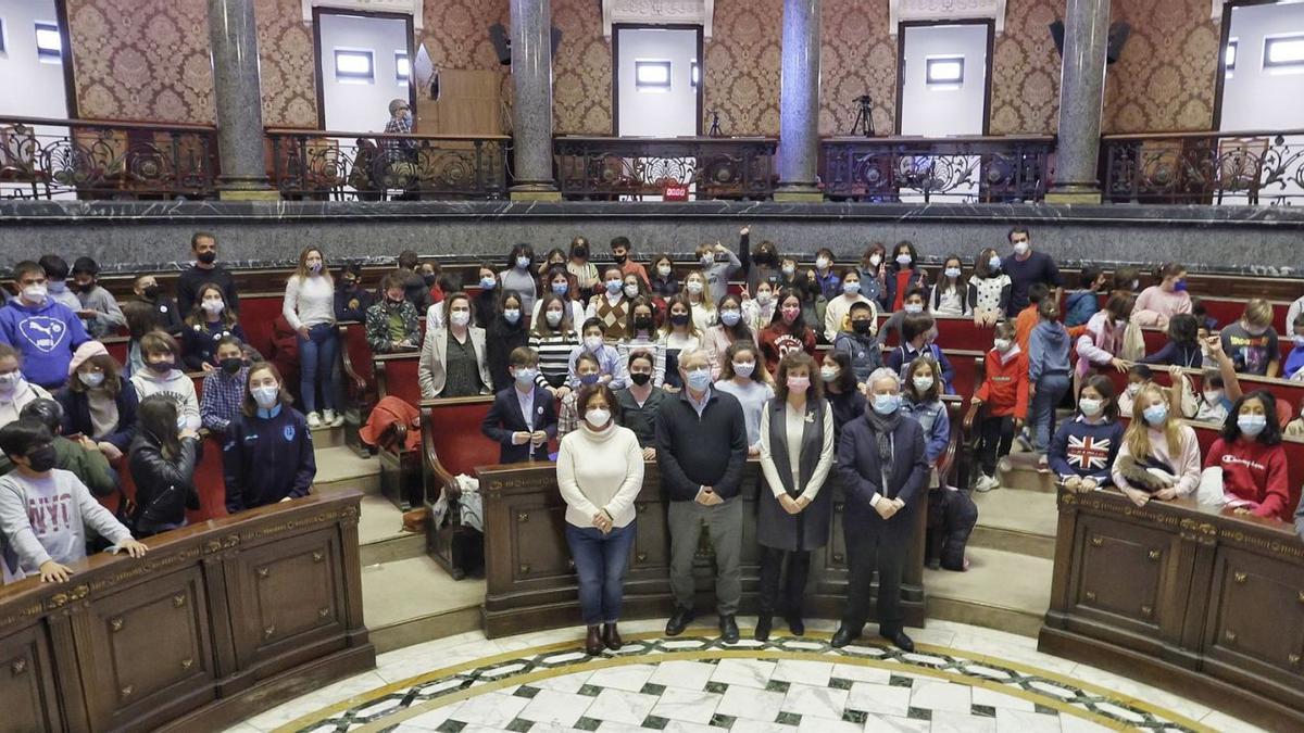 Los niños piden una ciudad  más ecológica  y más limpia | LEVANTE-EMV