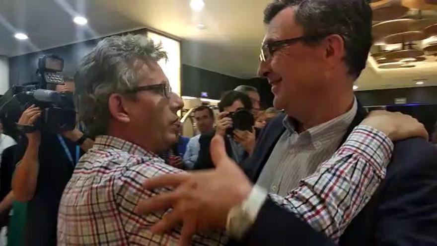 Elecciones municipales: Jose Ballesta llega a la sede del Partido Popular