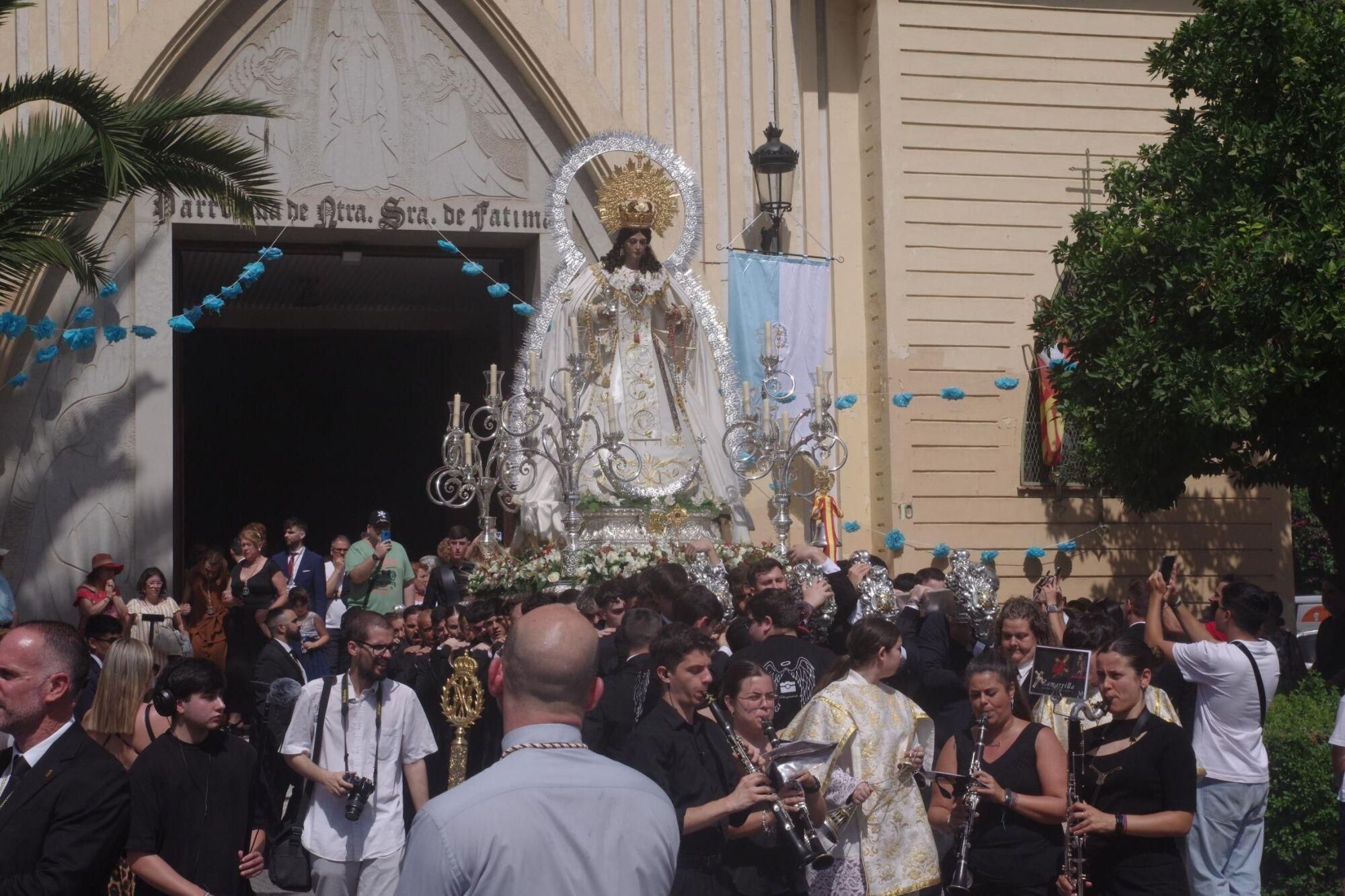 Traslado de la Virgen de Fátima y la Virgen de las Mercedes (El Tarajal) hacia sus altares por la festividad del Corpus en Málaga