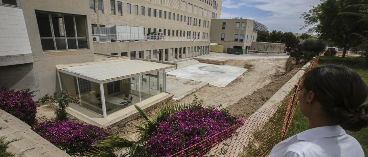 El Hospital de Sant Joan acaba de iniciar las obras de los búnkeres que albergarán los dos aceleradores.