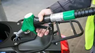 Cambio drástico: este es el precio que pagarás por echar gasolina a tu coche en el puente de mayo