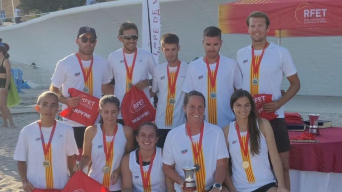 Catalunya, subcampiona d’Espanya de tennis platja per CCAA