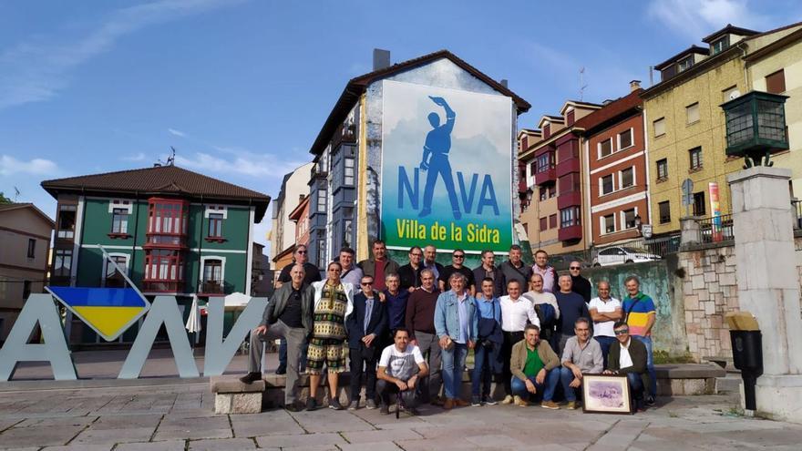 La séptima promoción de Feve, reencuentro en Nava | R. L. P.
