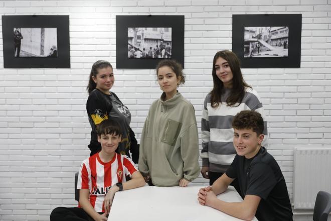 Zapico lleva al IES Roces la realidad palestina