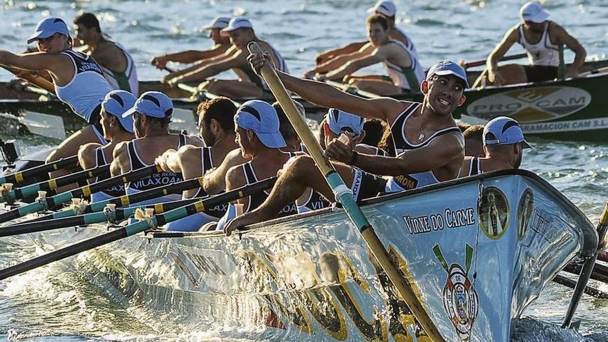 Un trainera en plena ciaboga. // Iñaki Abella