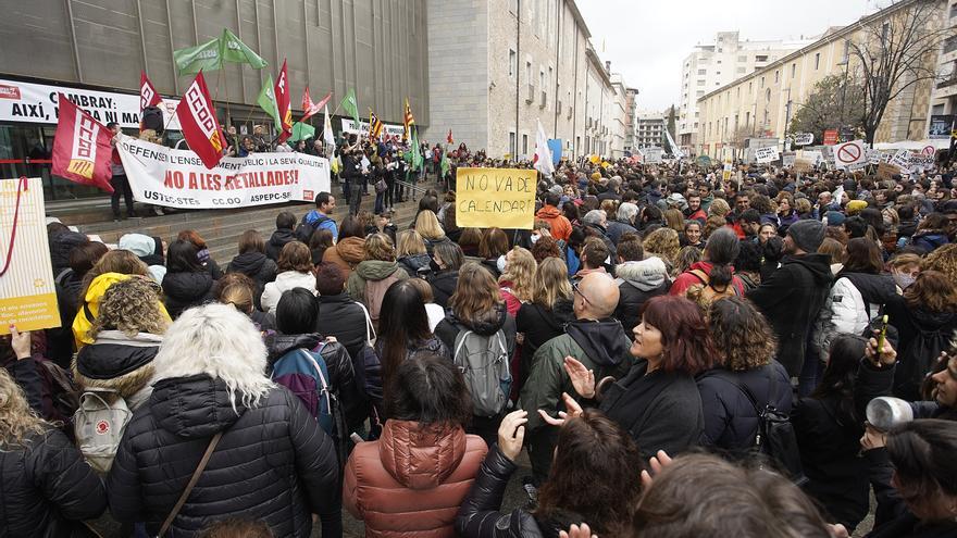 Manifestació del professorat en contra del Departament d&#039;Educació a Girona