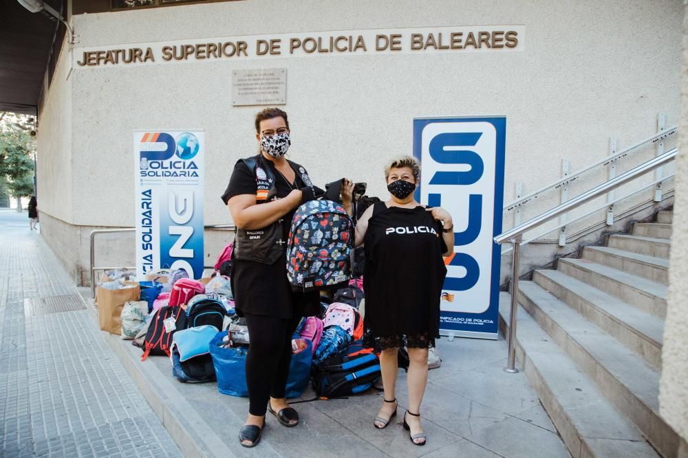 SOS Mamás recoge mochilas para los niños más necesitados