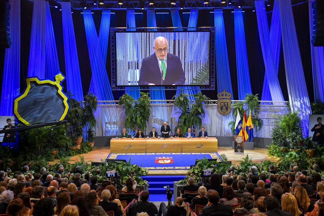 Entrega de Honores y Distinciones del Cabildo de Gran Canaria en su 110 aniversario