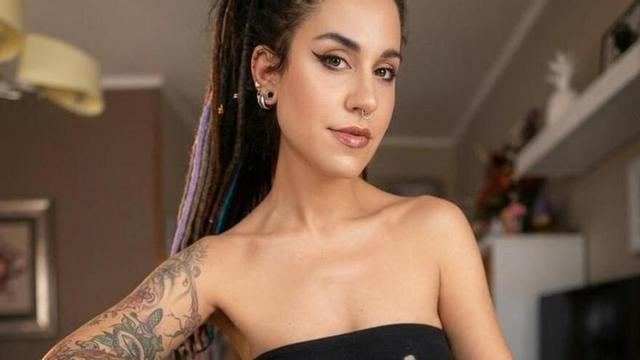 Olalla Garra expone por vez primera en Vilagarcía de Arousa.