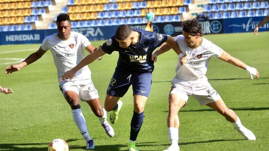El UCAM Murcia CF contra el Salerm Puente Genil en fotos El UCAM Murcia CF contra el Salerm Puente Genil en fotos