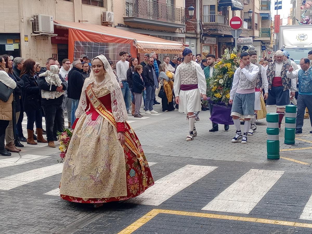 Cullera ha podido celebrar una ofrenda histórica sin lluvia.