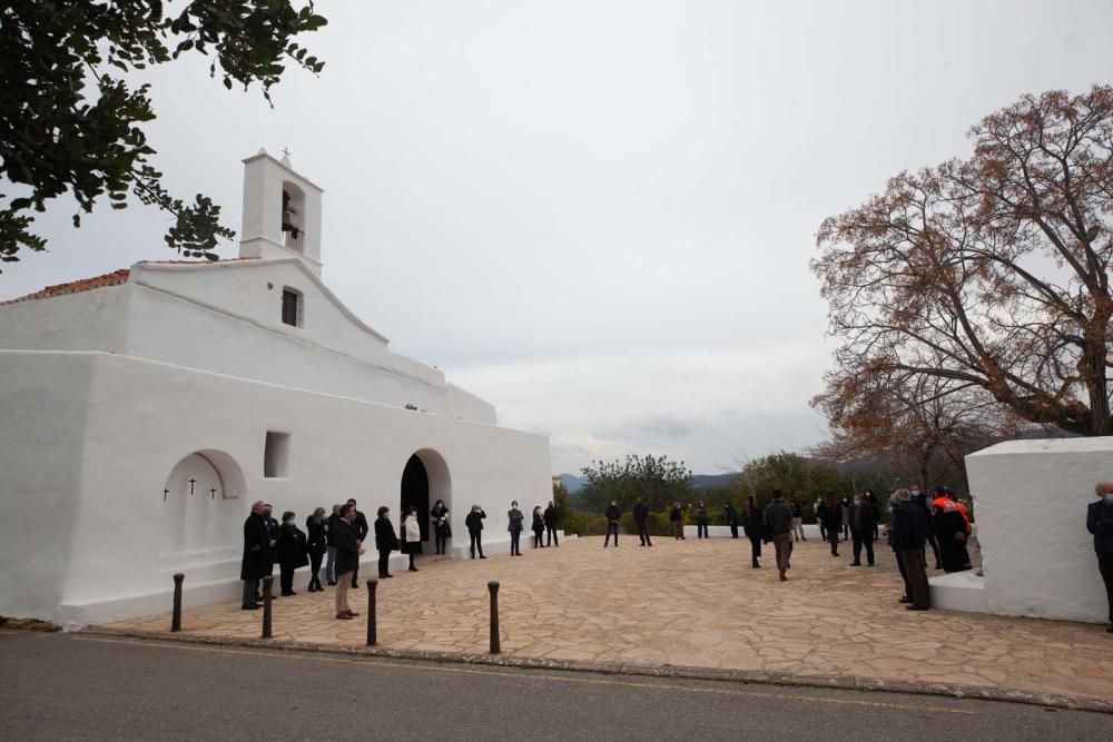 El funeral de Vicent Tur reúne en Sant Llorenç a más de un centenar de personas